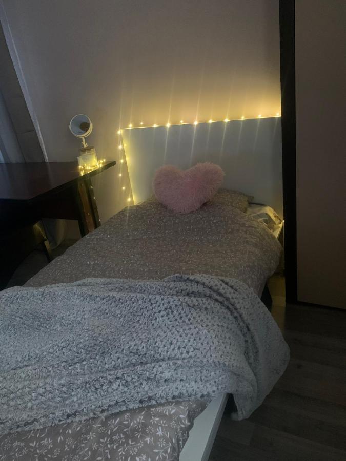 Vila Sunset Lägenhet Galaţi Exteriör bild